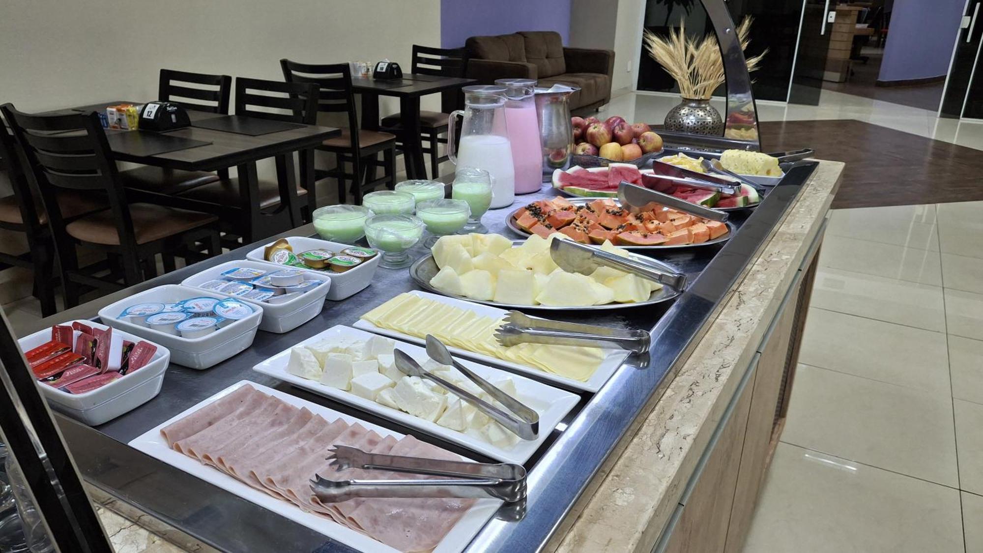 Onix Inn Hotel Cravinhos 외부 사진